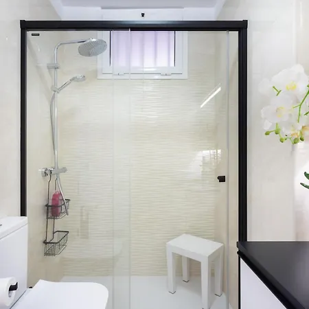 Home2book Breathtaking Ocean Views Apt,